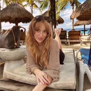 Meet your Posher, Rachel